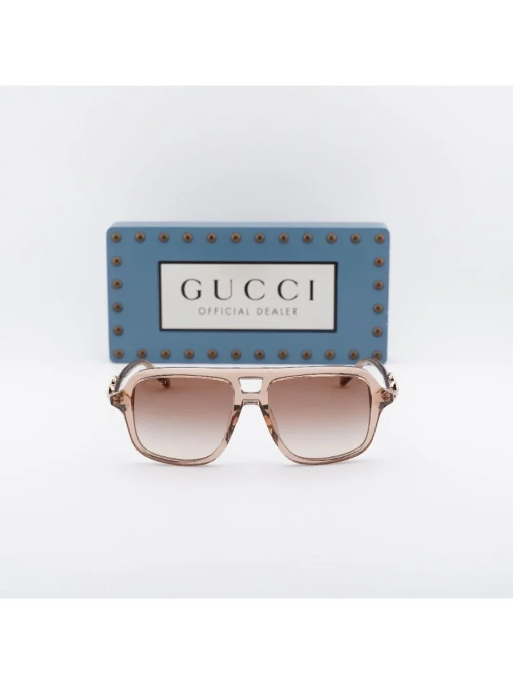 Gucci model gg2052s